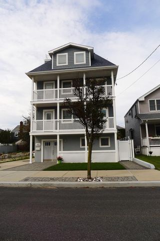 [Belle Harbor Real Estate, listing number 6965822]