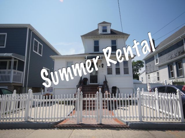  1 BR,  1.00 BTH  Apartment style home in Arverne
